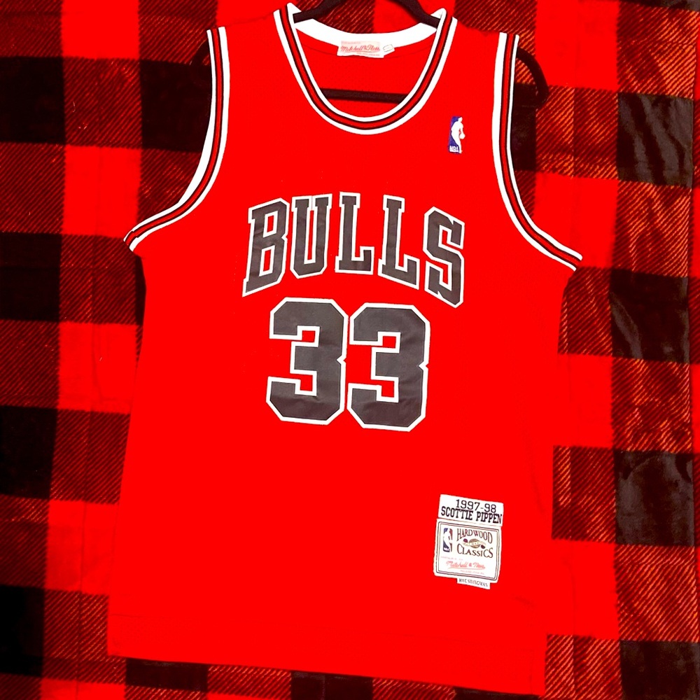 Mitchell & Ness Swingman Chicago Bulls Home 1997-98 Scottie Pippen Jersey